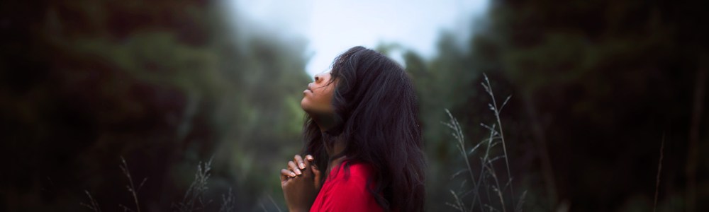 woman praying
